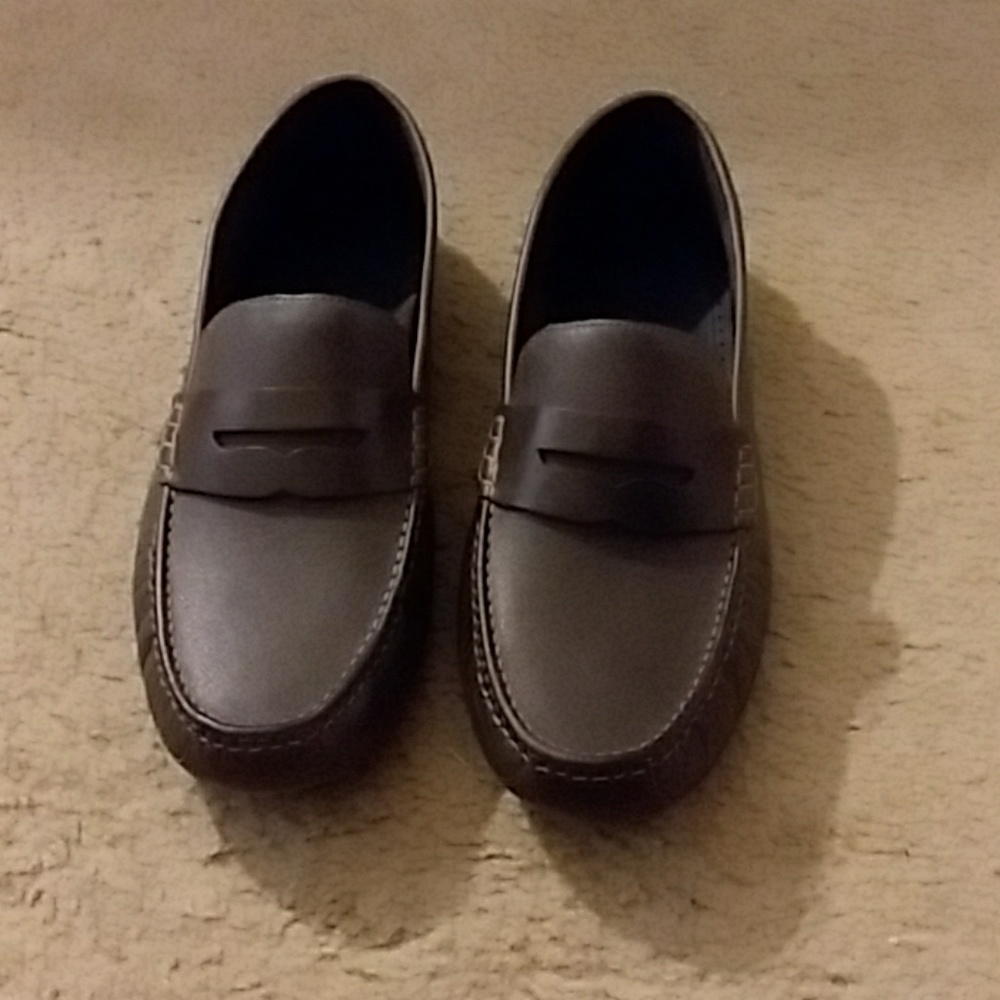 Men's Brand New Loafers!